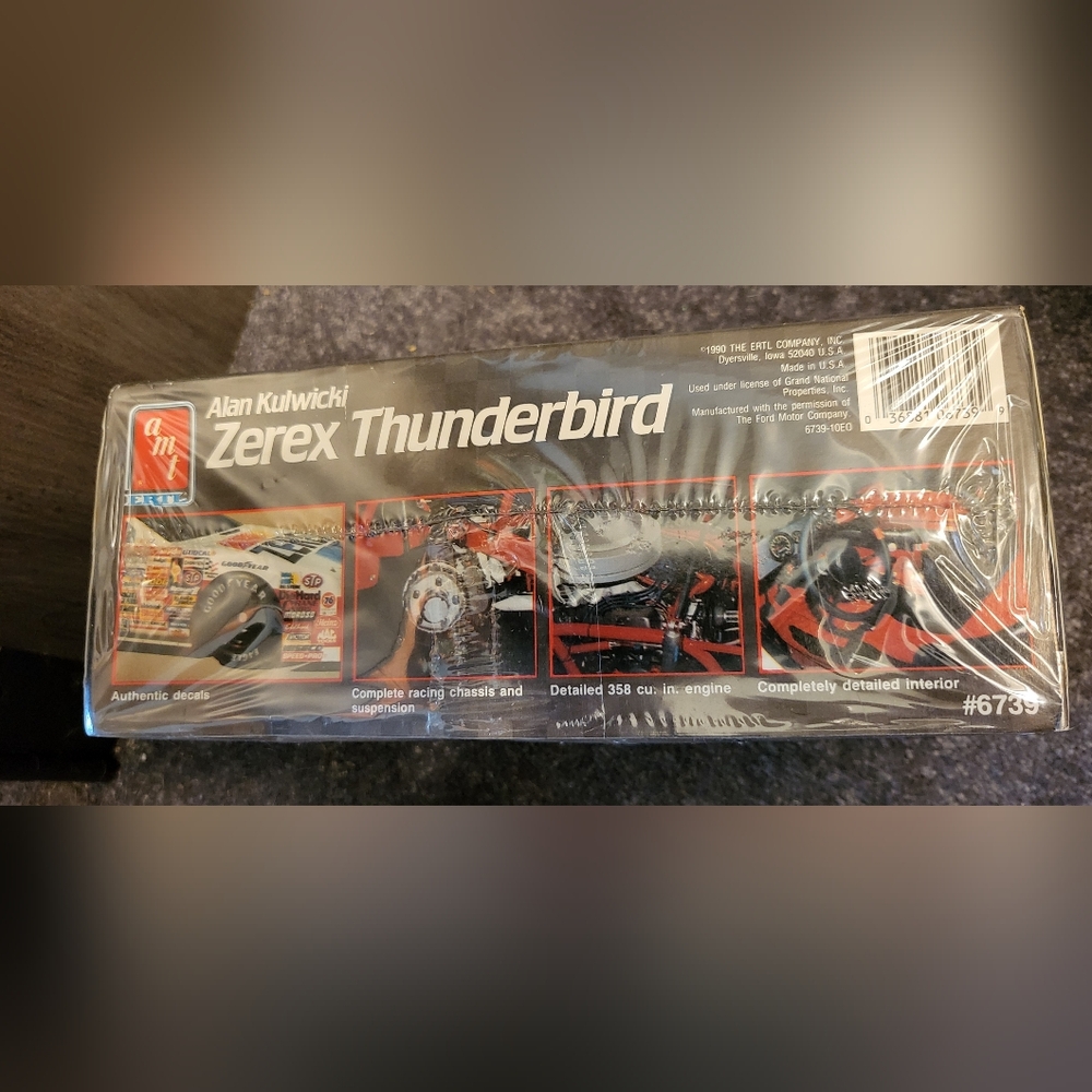 VTG AMT ERTL Zerex Alen Kulwicki Thunderbird Model Kit Vintage - Picture 2 of 2